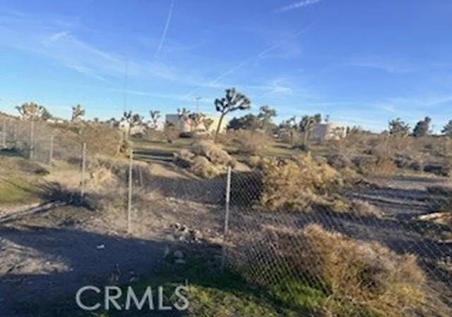 3rd image of 0 Madera, Pinon Hills, CA 92372 | MLS# IV26007738
