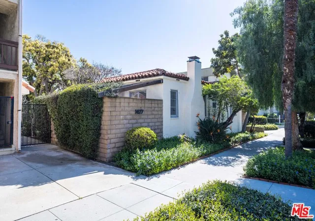 Homes for sale in Santa Monica, CA | 1427 Euclid St, Santa Monica, CA 90404 | MLS# 26637121