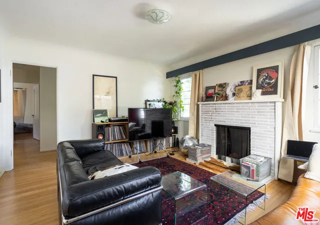 Homes for sale in Santa Monica, CA | 1427 Euclid St, Santa Monica, CA 90404 | MLS# 26637121