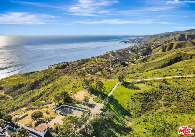Homes for sale in Malibu, CA | 20960 Approx Big Rock Dr, Malibu, CA 90265 | MLS# 26637375