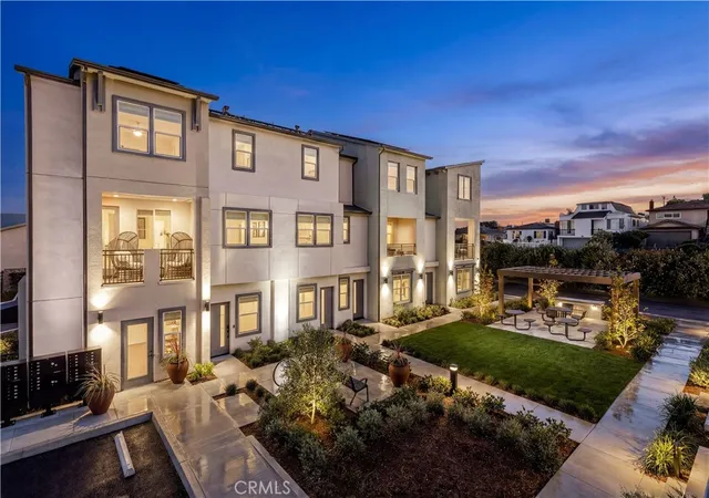 Homes for sale in Hawthorne, CA | 12719 Azure Way #25, Hawthorne, CA 90250 | MLS# OC26007136