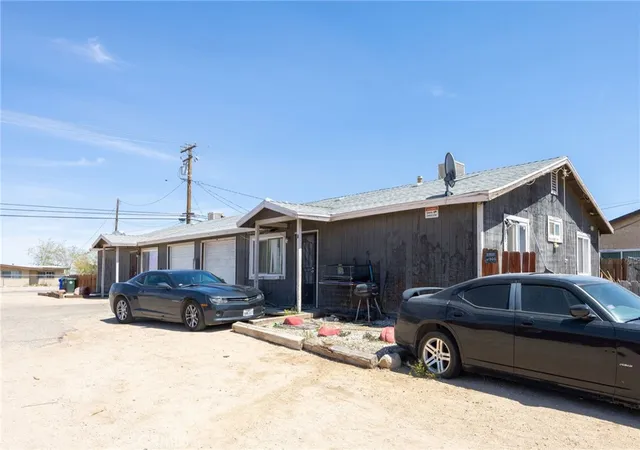 2nd image of 12025 Chamberlaine Way, Adelanto, CA 92301 | MLS# IV26009883