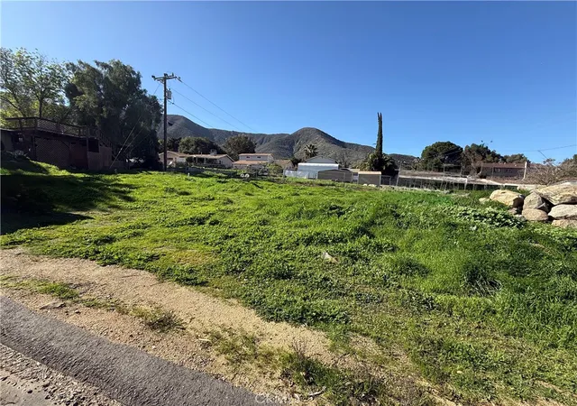 Photo 1 of Land for sale at 0 Landerville Blvd, Lake Elsinore, CA 92530 | MLS# IG26008795 | Listing updated on 2026-07-14