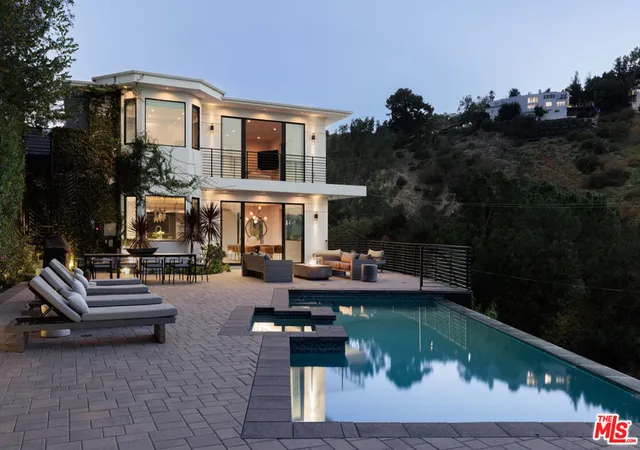 2nd image of 3820 Knobhill Dr, Sherman Oaks, CA 91423 | MLS# 26637971