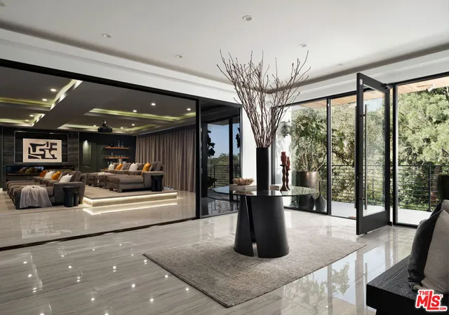 5th image of 3820 Knobhill Dr, Sherman Oaks, CA 91423 | MLS# 26637971