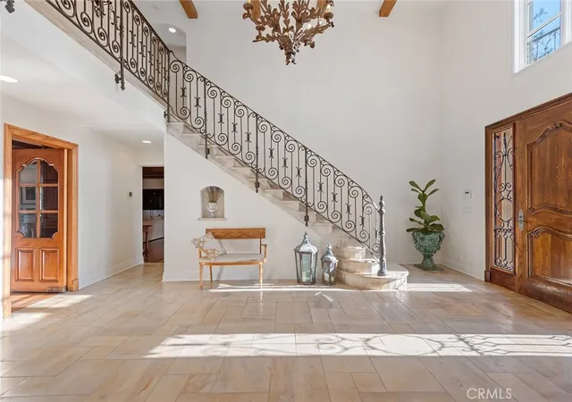 Homes for sale in Hidden Hills, CA | 5747 Hoback Glen Rd, Hidden Hills, CA 91302 | MLS# SR26007221