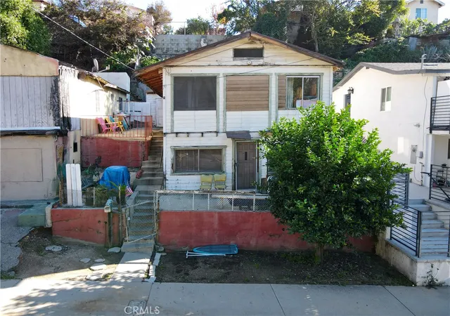 1st image of 808 Record, Los Angeles, CA 90063 | MLS# DW26009528