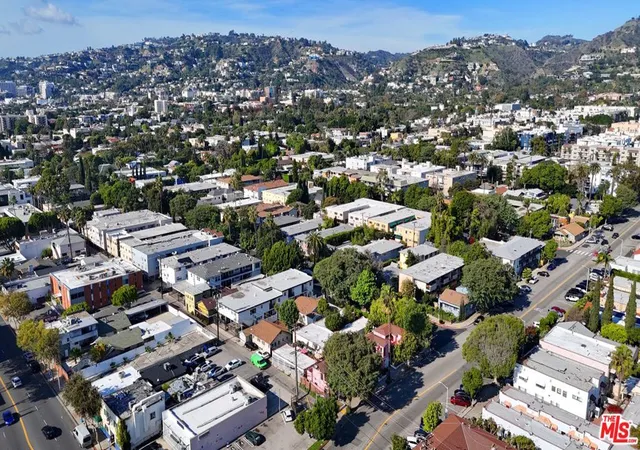 5th image of 7506 Norton Ave, West Hollywood, CA 90046