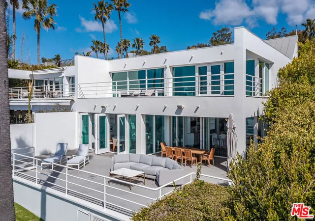 Photo 1 of Condo for sale at 27420 Pacific Coast Hwy, Malibu, CA 90265 | MLS# 26638211 | Listing updated on 2026-10-05