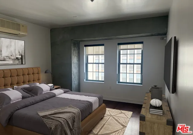 1st image of 416 S Spring St #905, Los Angeles, CA 90013 | MLS# 26638345