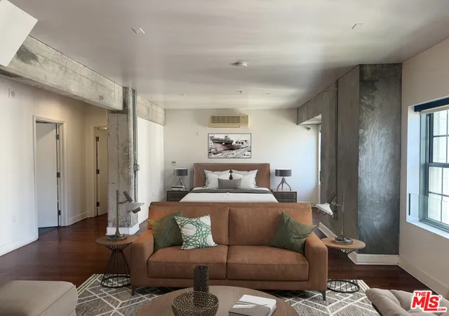 3rd image of 416 S Spring St #905, Los Angeles, CA 90013 | MLS# 26638345