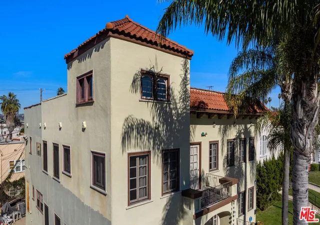 2nd image of 2331 Lucerne Ave, Los Angeles, CA 90016 | MLS# 26636021