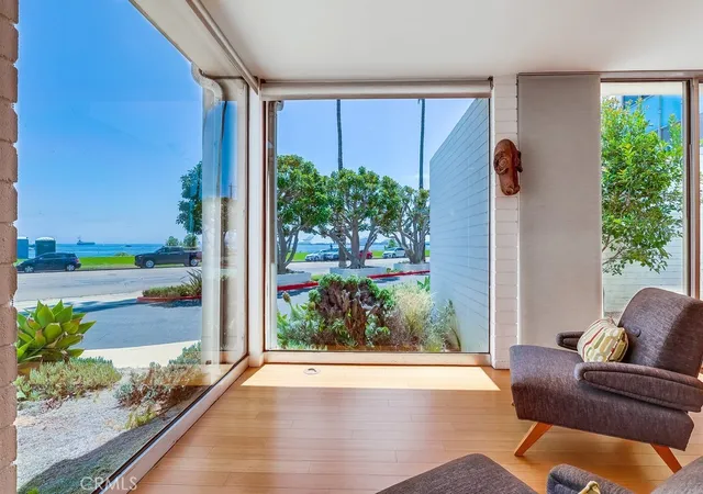Listing Photo 5 - Condo for sale in building located at 2999 E Ocean Blvd, Long Beach, CA 90803 - Unit #120