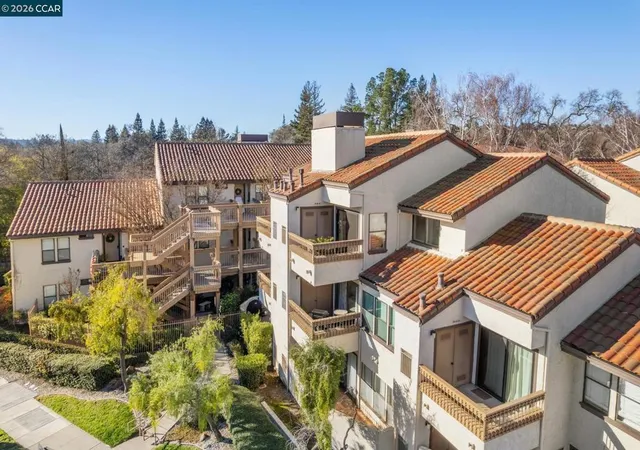 3rd image of 1632 S Villa Way, Walnut Creek, CA 94595 | MLS# 41120984