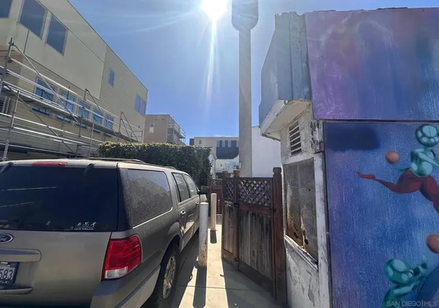 28th image of 911 Seacoast Dr, Imperial Beach, CA 91932 | MLS# 2601165SD