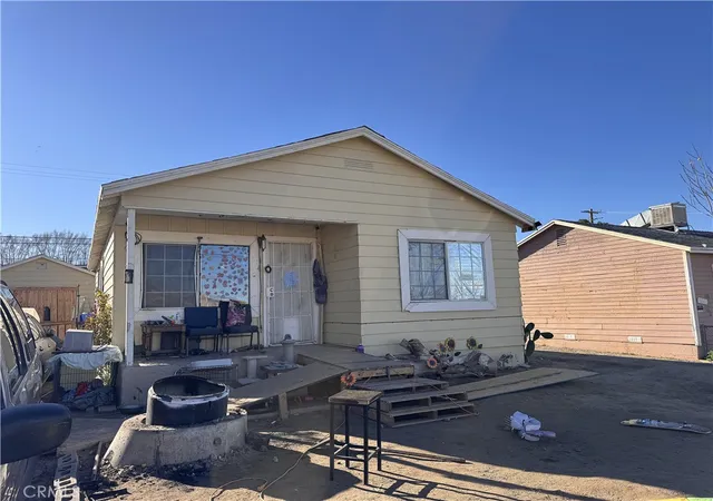 2nd image of 550 W Fredricks, Barstow, CA 92311 | MLS# HD26010377