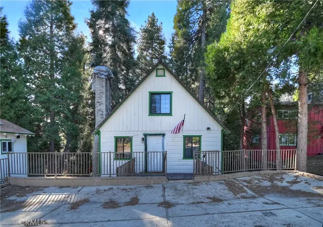 Homes for sale in Twin Peaks, CA | 26331 Alpine, Twin Peaks, CA 92391 | MLS# IG26010759