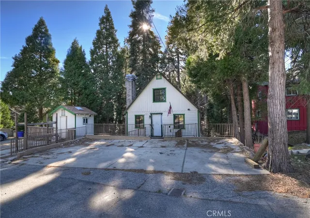 Homes for sale in Twin Peaks, CA | 26331 Alpine, Twin Peaks, CA 92391 | MLS# IG26010759