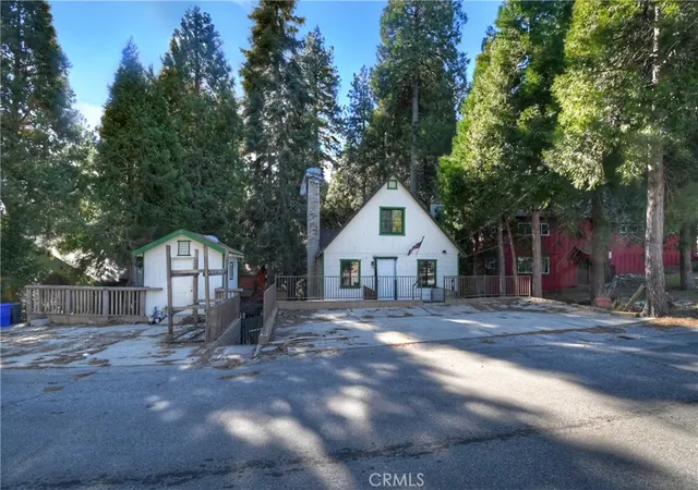 Homes for sale in Twin Peaks, CA | 26331 Alpine, Twin Peaks, CA 92391 | MLS# IG26010759