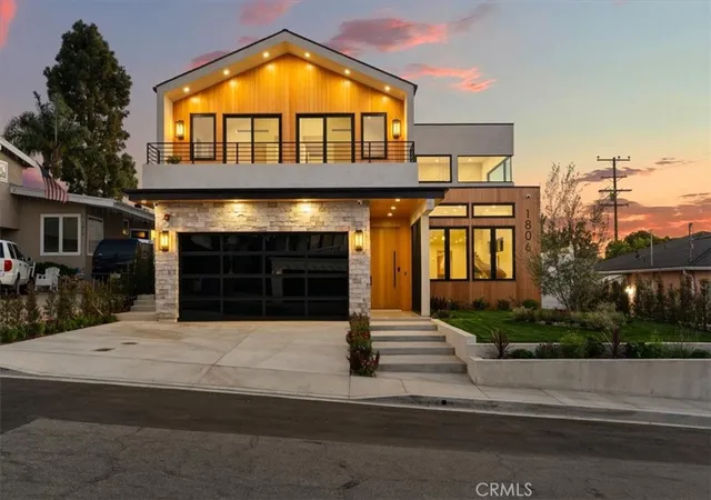 Homes for sale in Manhattan Beach, CA | 1806 6Th St, Manhattan Beach, CA 90266 | MLS# SB26010700
