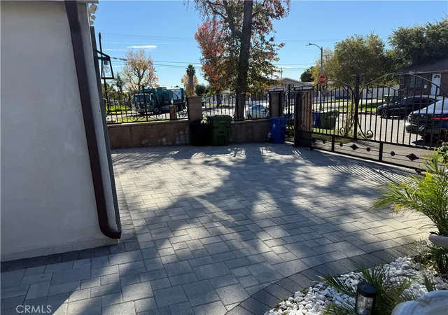 3rd image of 8126 Matilija, Panorama City, CA 91402 | MLS# SR26009982