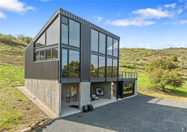 40th image of 10120 Yerba Buena Rd, Malibu, CA 90265 | MLS# SR26007030