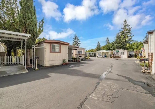 Photo 3 of Manufactured home for sale at 6011 Scotts Valley Dr #6, Scotts Valley, CA 95066 | MLS# ML82031470 | Listing updated on 2026-09-03