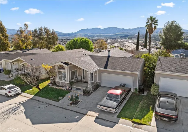 2nd image of 20176 Canyon View, Canyon Country, CA 91351 | MLS# SR26011144