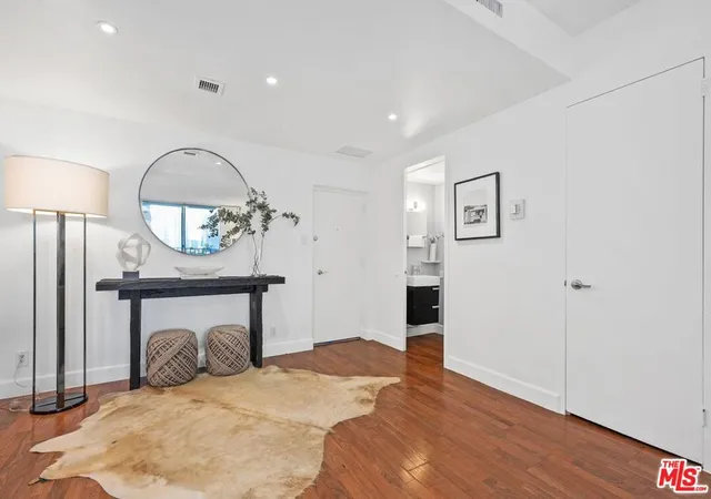 Homes for sale in Los Angeles, CA | 10433 Wilshire Blvd #602, Los Angeles, CA 90024 | MLS# 26638073