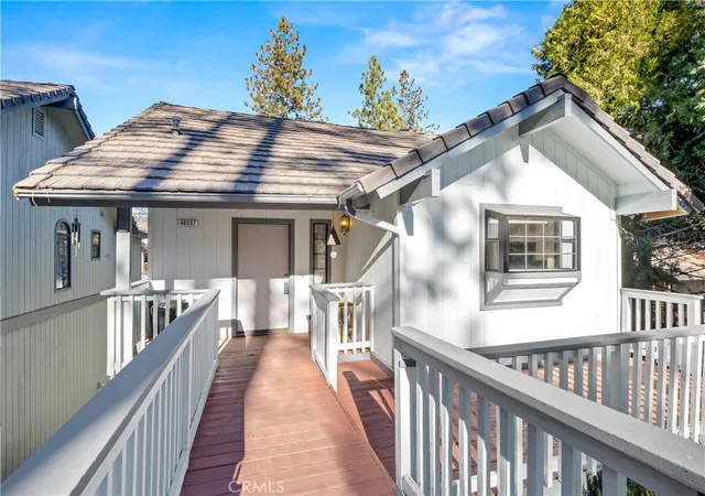 Photo 3 of Sale Pending at 40557 Saddleback Rd, Bass Lake, CA 93604 | MLS# FR26009662 | Listing updated on 2026-09-28