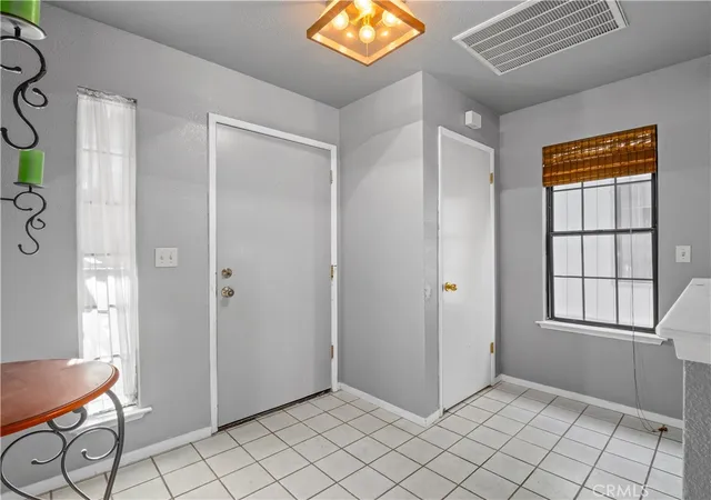 Photo 4 of Sale Pending at 40557 Saddleback Rd, Bass Lake, CA 93604 | MLS# FR26009662 | Listing updated on 2026-09-28