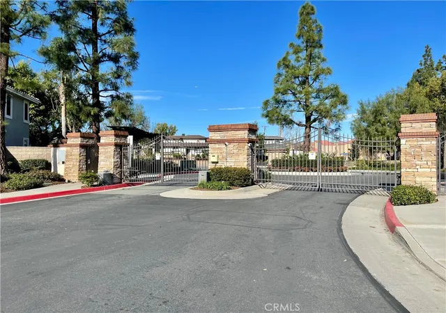 Photo 3 of Sale Pending at 2578 Threewoods Ln, Fullerton, CA 92831 | MLS# TR26011404 | Listing updated on 2026-03-06
