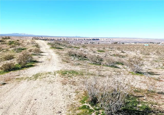 2nd image of 0 Oleander Vl, Oro Grande, CA 92368 | MLS# IG26011380