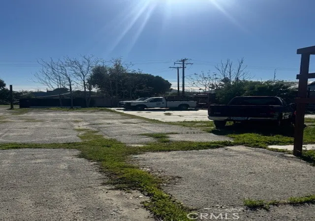 1st image of 165 E O, Colton, CA 92324 | MLS# DW26011710