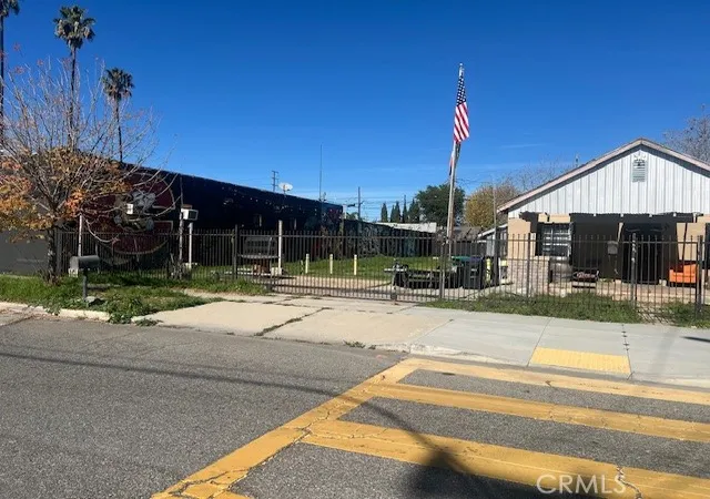 2nd image of 165 E O, Colton, CA 92324 | MLS# DW26011710