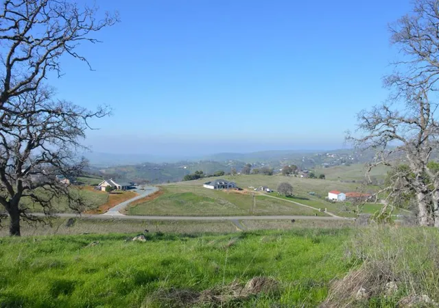 Photo 1 of Sale Pending at 9568 Lorenzo St, La Grange, CA 95329 | MLS# ML82031578 | Listing updated on 2026-05-19