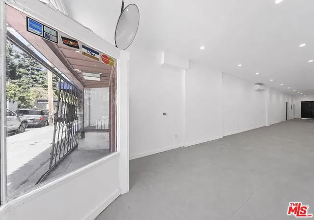 4th image of 14426 Friar St, Van Nuys, CA 91401 | MLS# 25519519