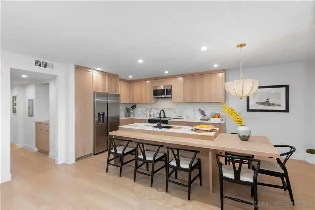 Listing Photo 2 - Condo for sale in 4747 Marina Dr located at 4747 Marina Dr, Carlsbad, CA 92008 - Unit #23