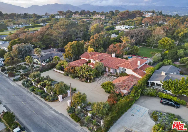 Homes for sale in Malibu, CA | 7332 Birdview Ave, Malibu, CA 90265 | MLS# 26637469