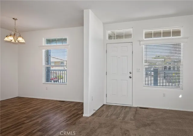 Photo 3 of Manufactured home for sale at 1300 W Menlo Ave #94, Hemet, CA 92543 | MLS# SW26011766 | Listing updated on 2026-07-11
