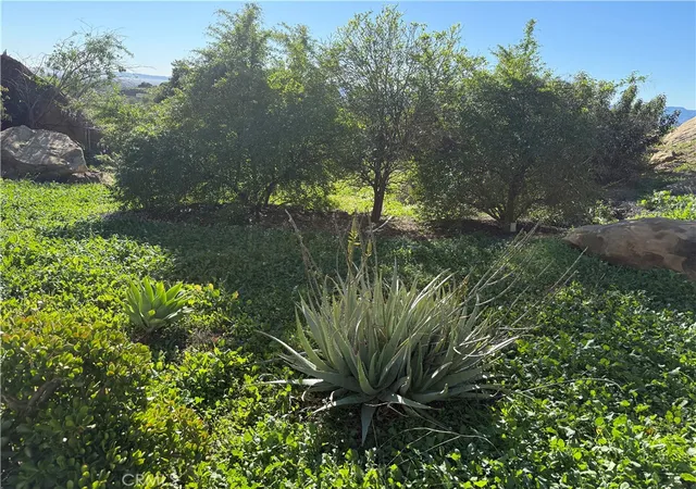 3rd image of 21776 Mojave Trail, Chatsworth, CA 91311 | MLS# SR26012084