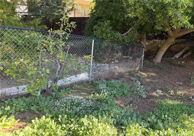 5th image of 21776 Mojave Trail, Chatsworth, CA 91311 | MLS# SR26012084