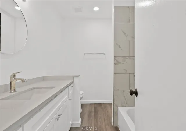 2nd image of 730 N Eucalyptus Ave, Inglewood, CA 90302