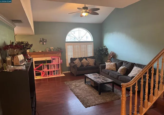 4th image of 115 Pelican Loop, Pittsburg, CA 94565 | MLS# 41121251