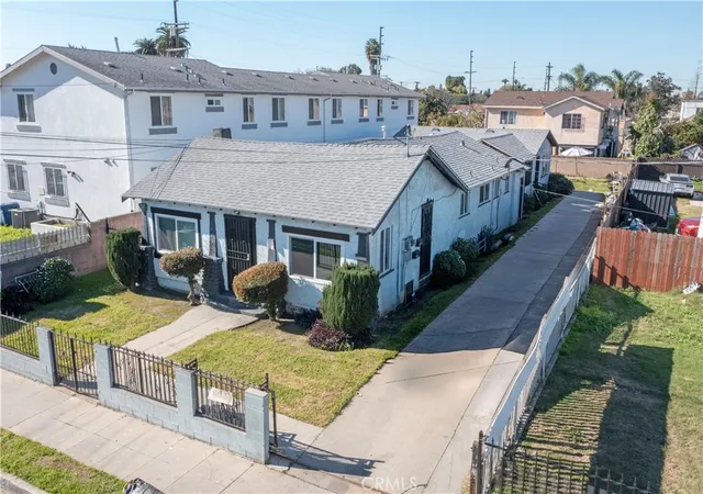 2nd image of 9623 Bandera, Los Angeles, CA 90002 | MLS# DW26011671