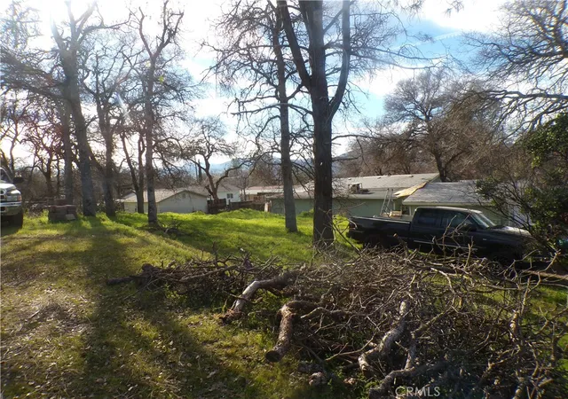 2nd image of 15717 38th, Clearlake, CA 95422 | MLS# LC26012595