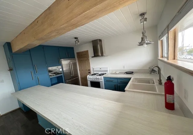 3rd image of 514 W Balboa, Newport Beach, CA 92661 | MLS# SR25278723
