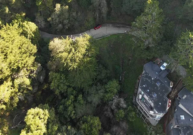 Photo 4 of Land for sale at 6059 Girvin Dr, Oakland, CA 94611 | MLS# 41121305 | Listing updated on 2026-01-25