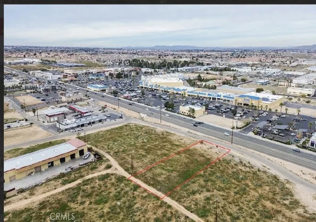 Photo 4 of Land for sale at 1 Bear Valley Rd, Hesperia, CA 92345 | MLS# OC26013073 | Listing updated on 2026-01-28