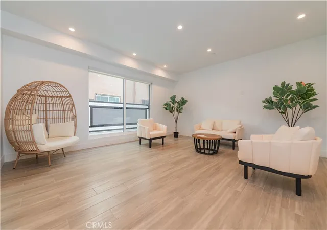 5th image of 1444 W 37Th St, Los Angeles, CA 90018 | MLS# OC26013171